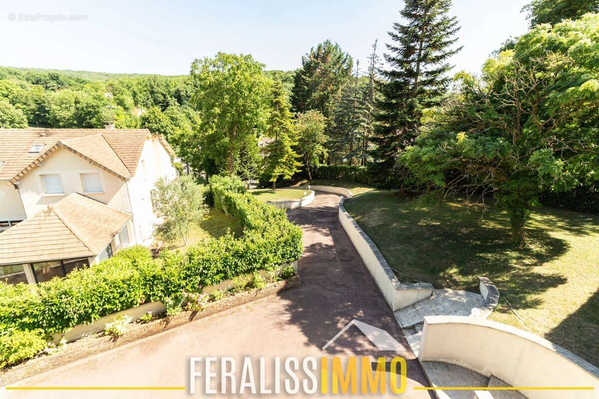 Maison à VAUX-SUR-SEINE