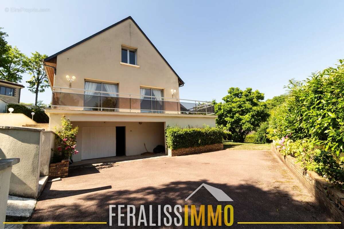 Maison à VAUX-SUR-SEINE