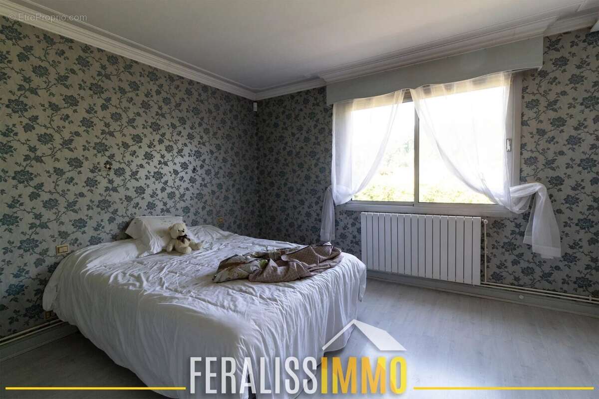 Maison à VAUX-SUR-SEINE