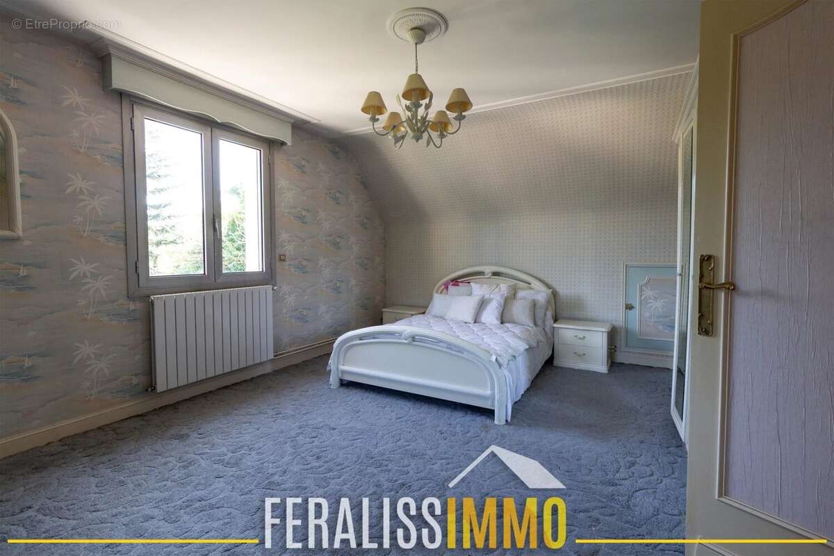 Maison à VAUX-SUR-SEINE