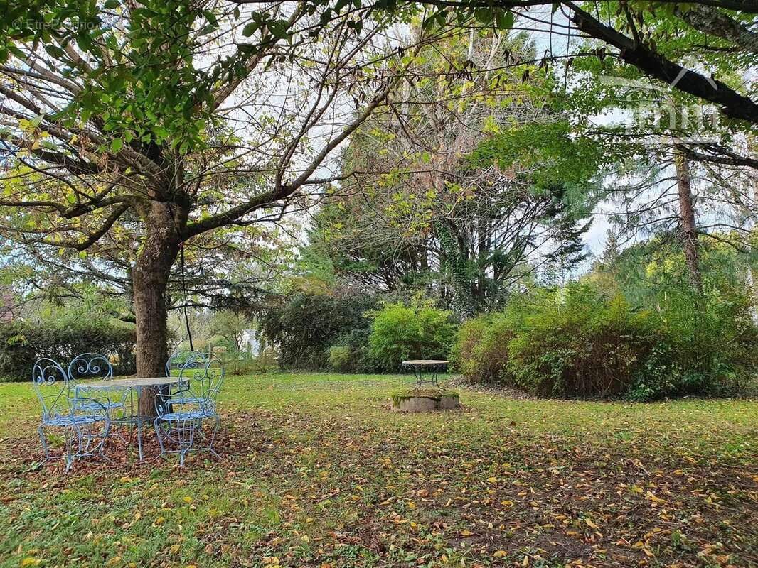 Maison à MONT-PRES-CHAMBORD