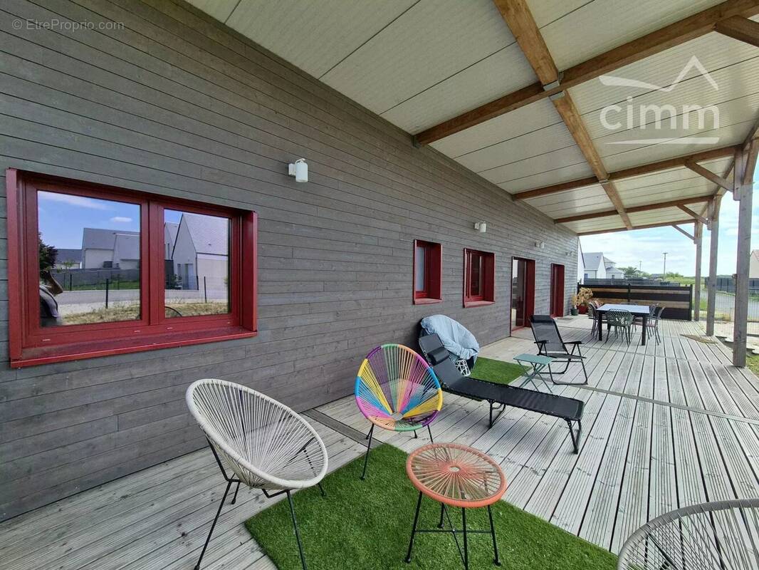 Maison à SAINT-DYE-SUR-LOIRE