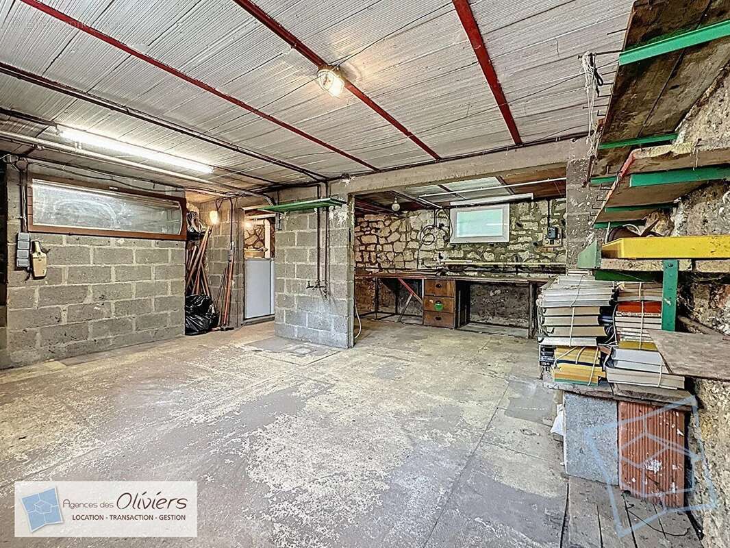 Maison à VOISINS-LE-BRETONNEUX