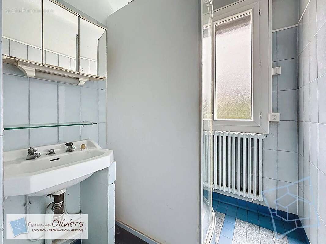 Maison à VOISINS-LE-BRETONNEUX