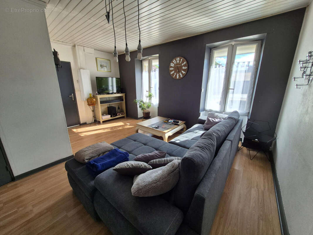 1000029464 - Maison à LE VAL-D&#039;AJOL