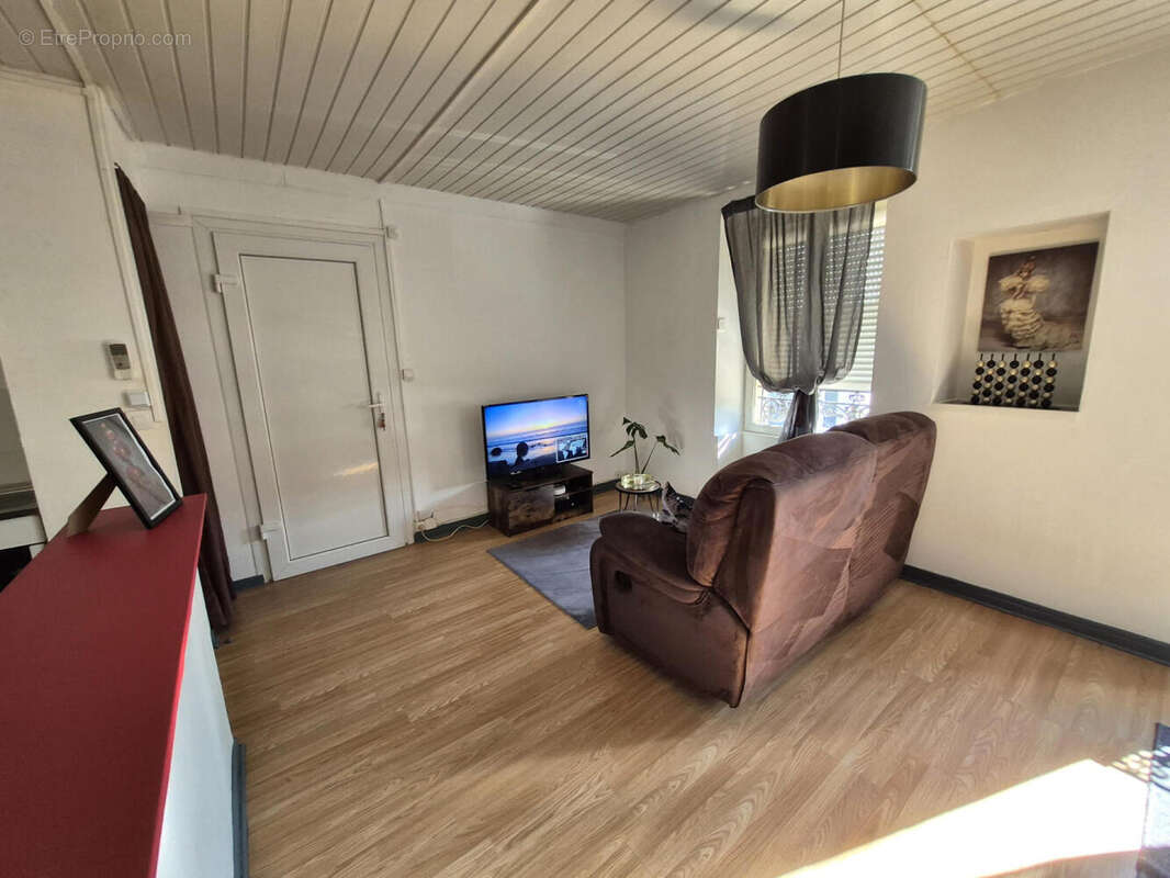 1000029486 - Maison à LE VAL-D&#039;AJOL