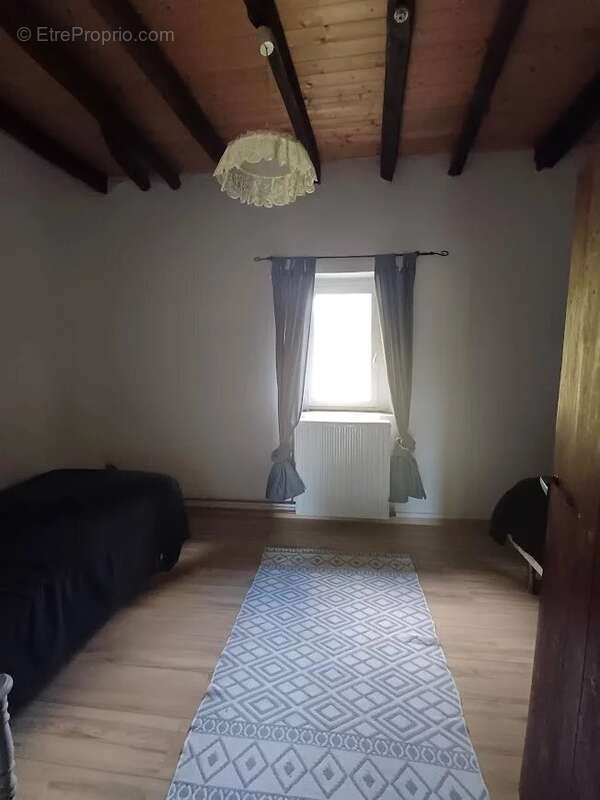 Maison à CHENERAILLES