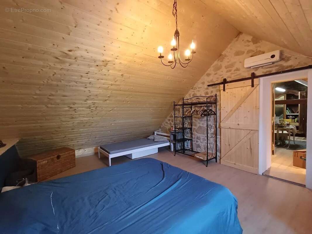 Maison à CHENERAILLES