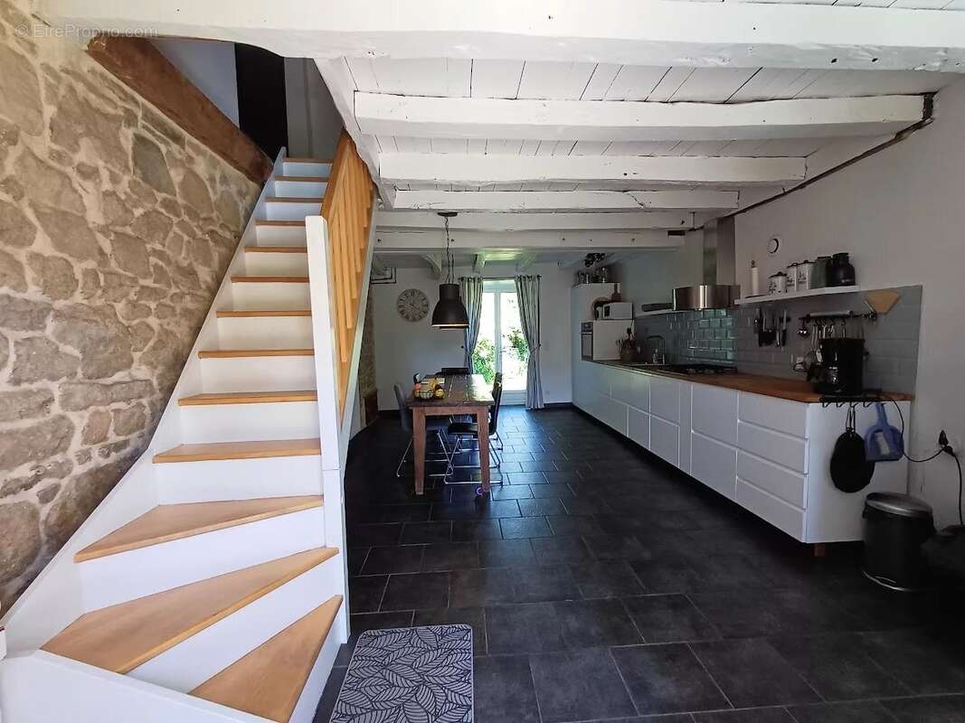 Maison à CHENERAILLES