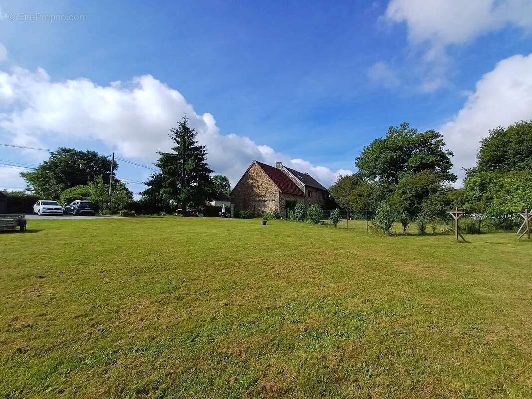 Maison à CHENERAILLES