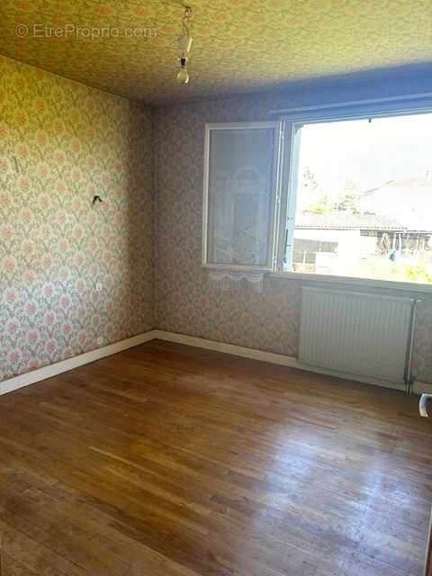 Maison à AIXE-SUR-VIENNE