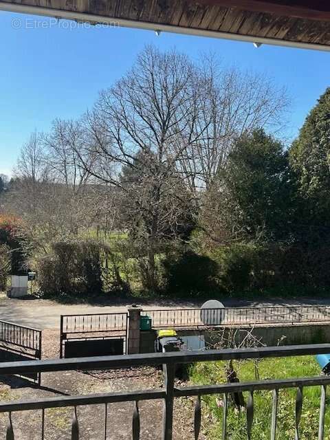 Maison à AIXE-SUR-VIENNE