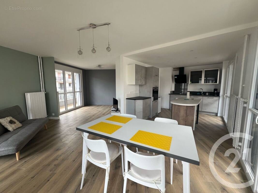 Appartement à AURILLAC