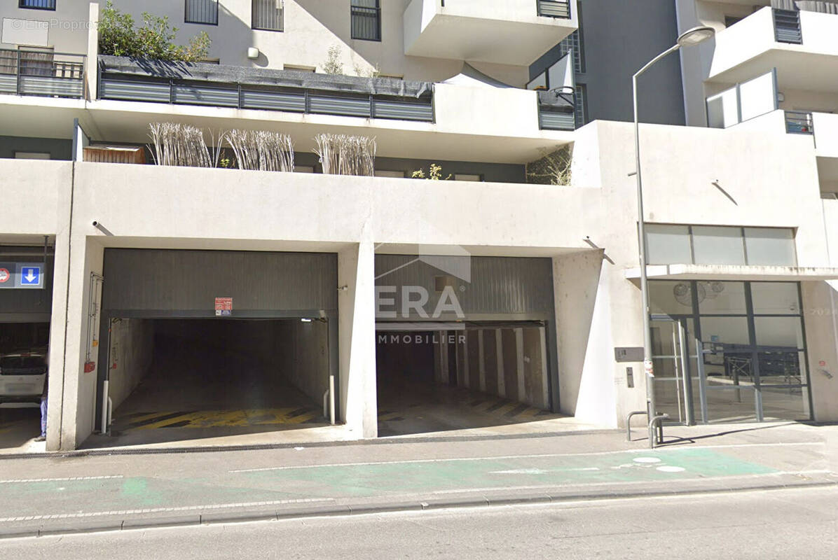 Autre à MARSEILLE-10E