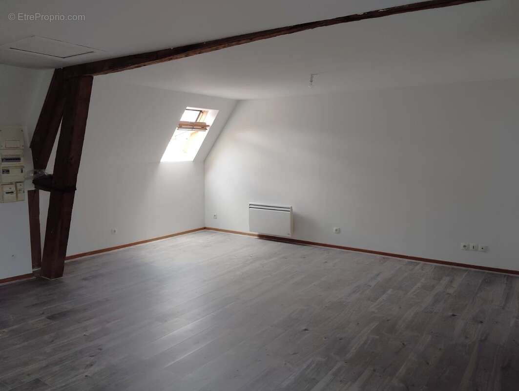 Appartement à NONANCOURT