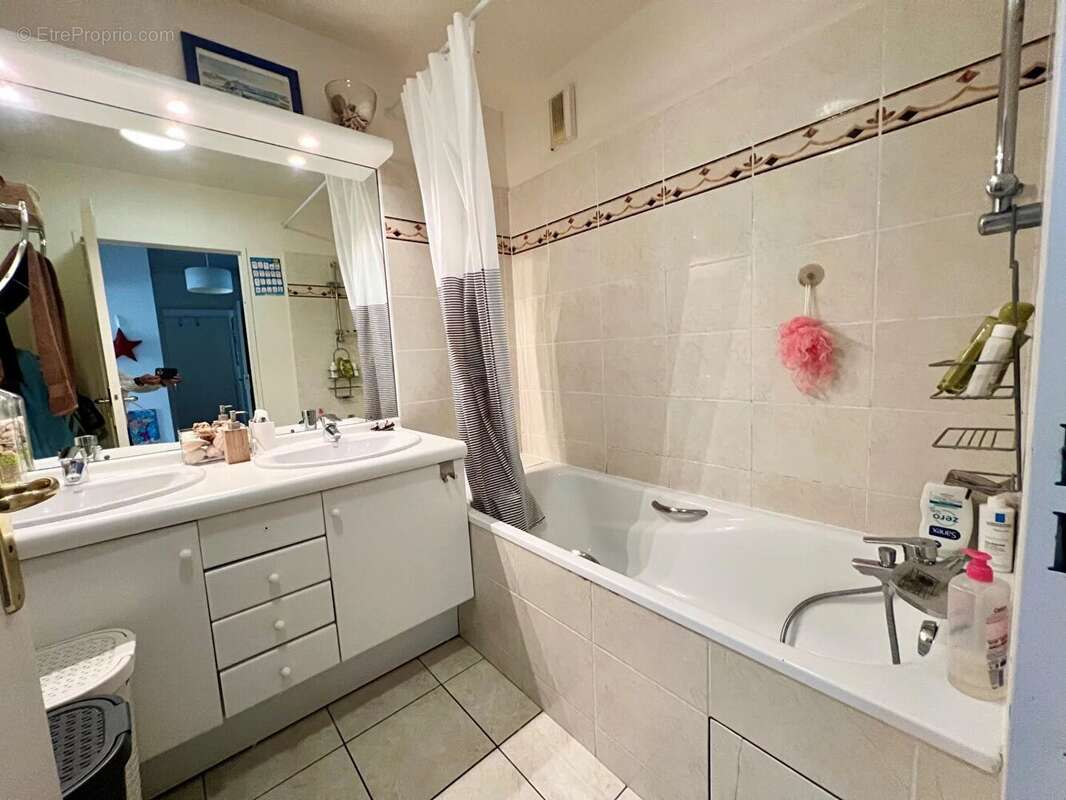 Appartement à BOIS-COLOMBES