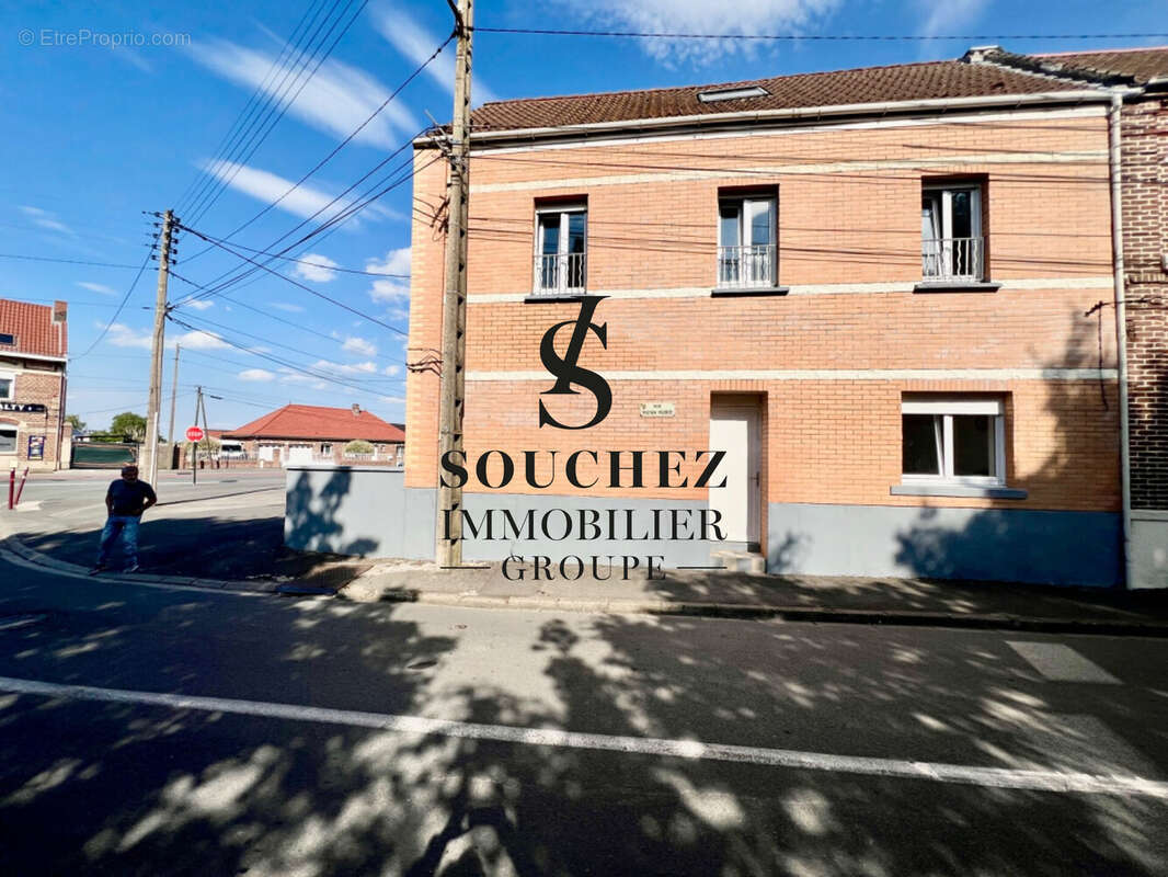 Appartement à VERMELLES