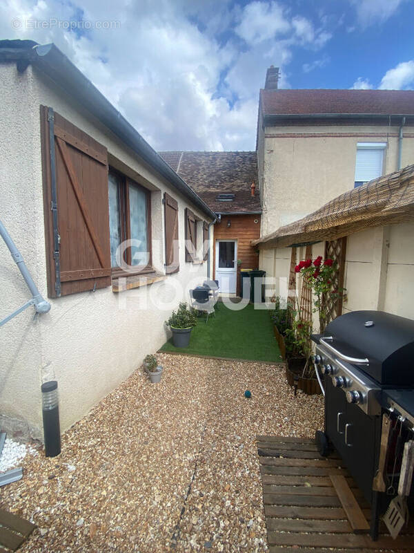 Maison à EZY-SUR-EURE