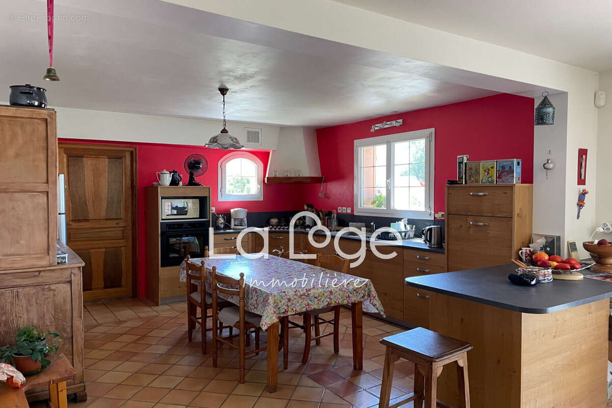 Maison à FOUILLOUSE