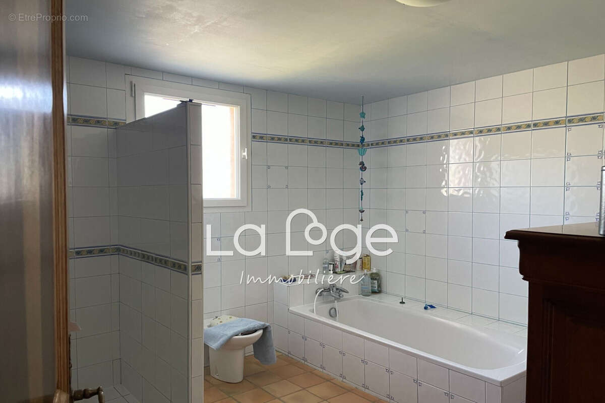 Maison à FOUILLOUSE