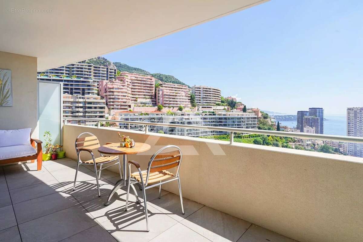 Appartement à BEAUSOLEIL