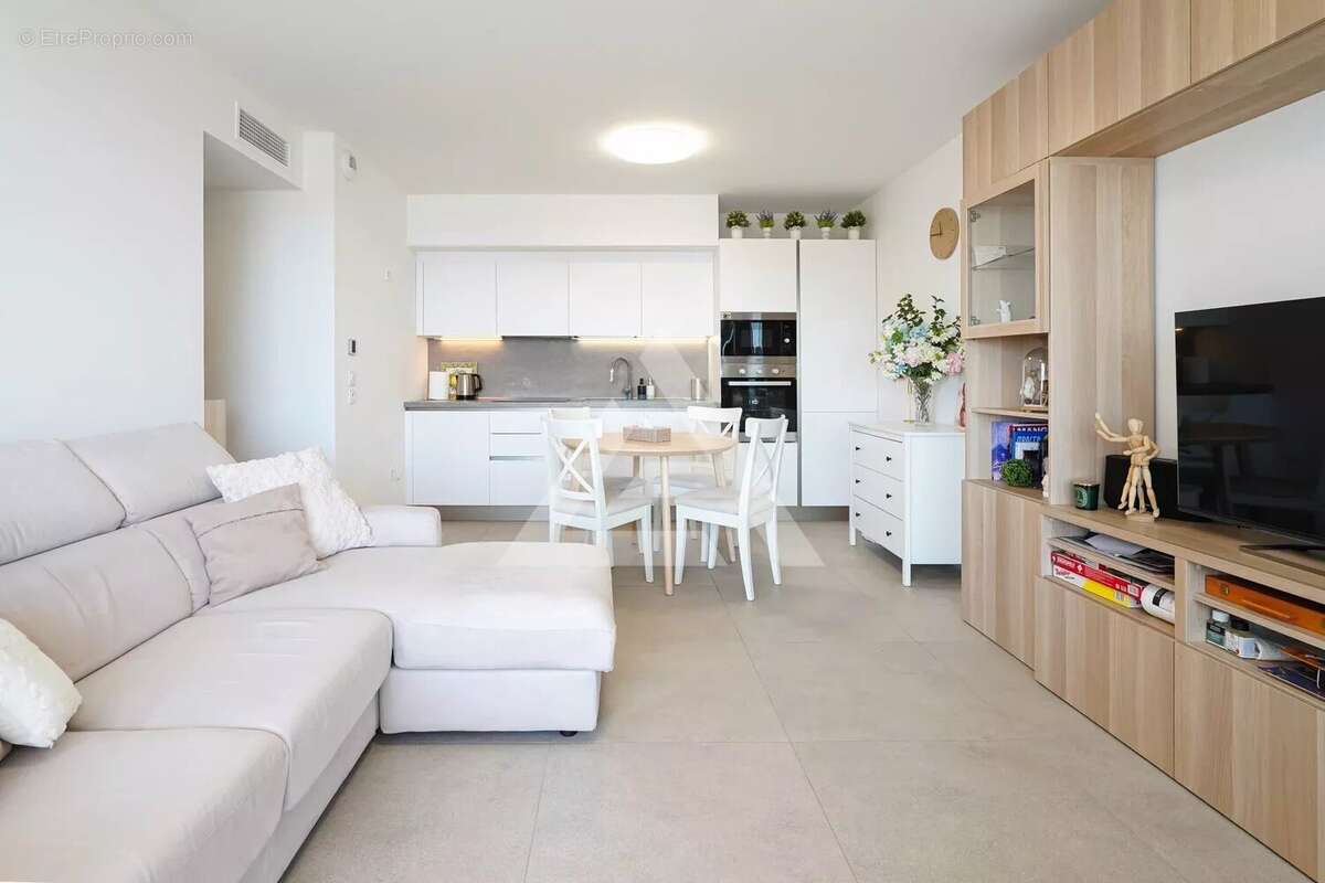 Appartement à BEAUSOLEIL