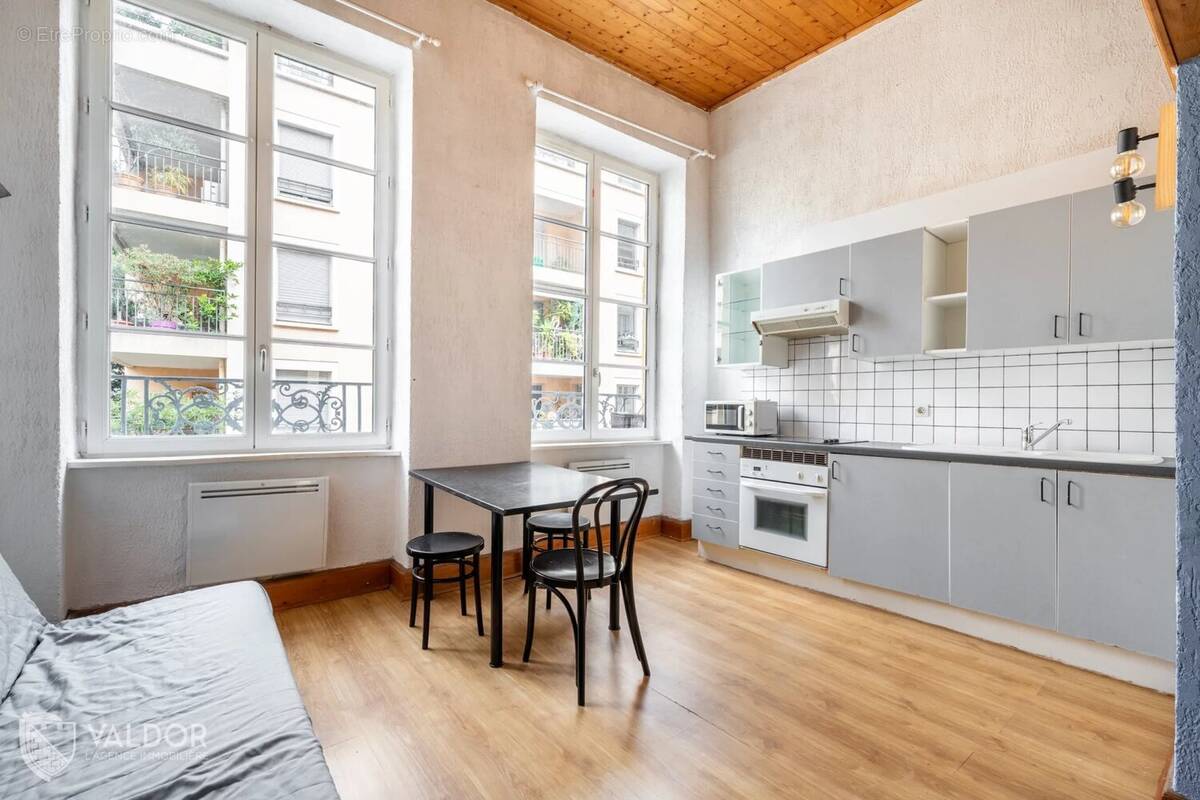 Appartement à LYON-1E