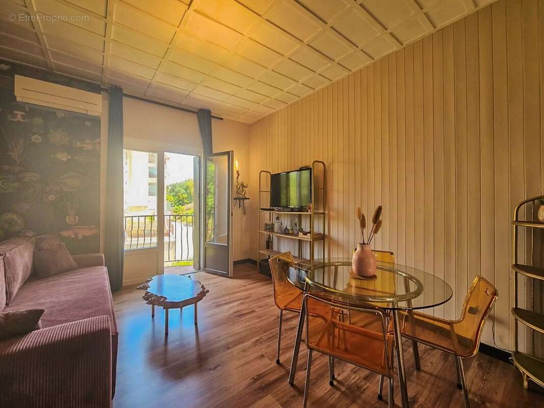 Appartement à FREJUS