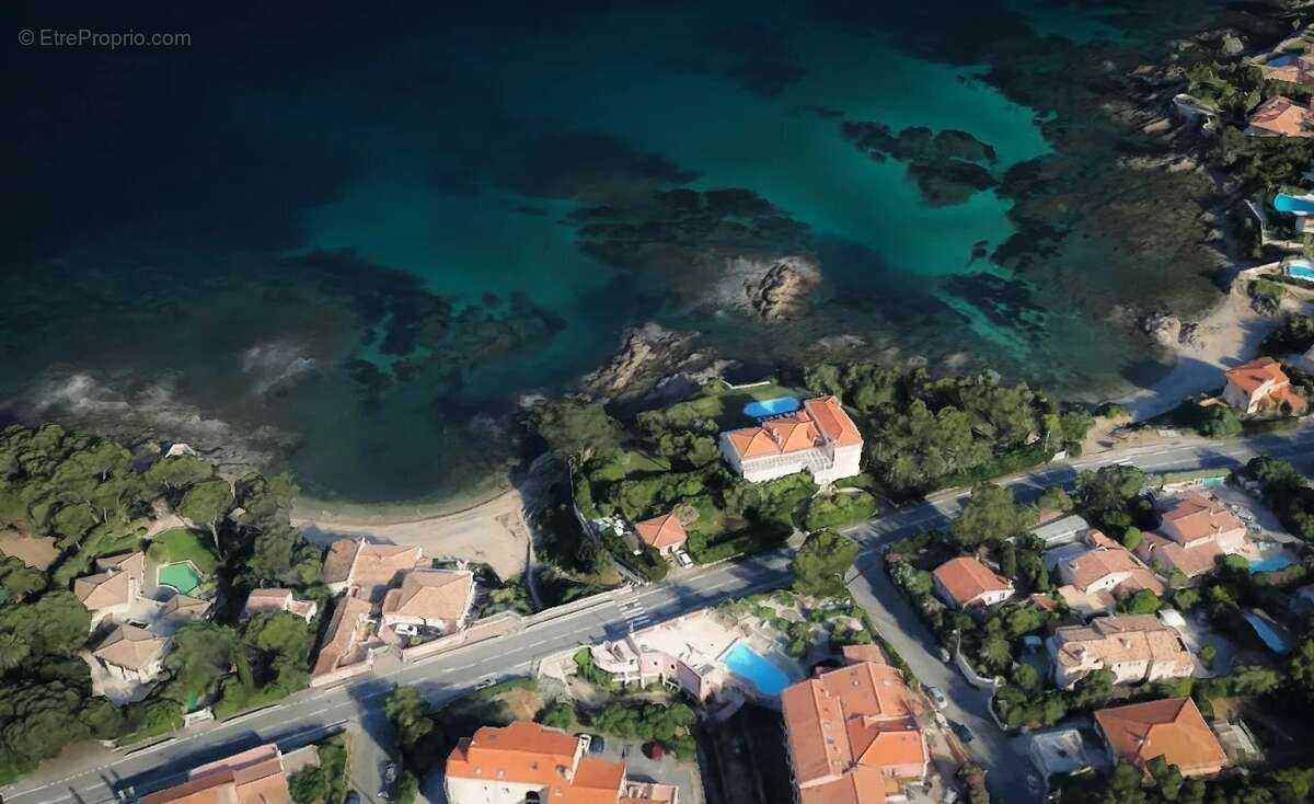 Appartement à FREJUS