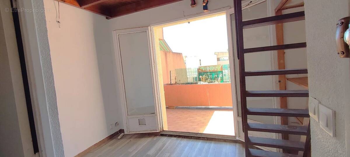 Appartement à LA LONDE-LES-MAURES