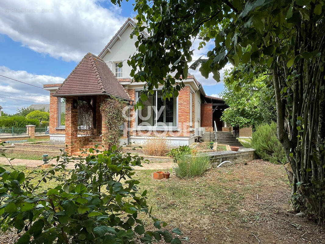 Maison à TROUY