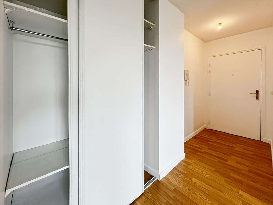 Appartement à CORBEIL-ESSONNES