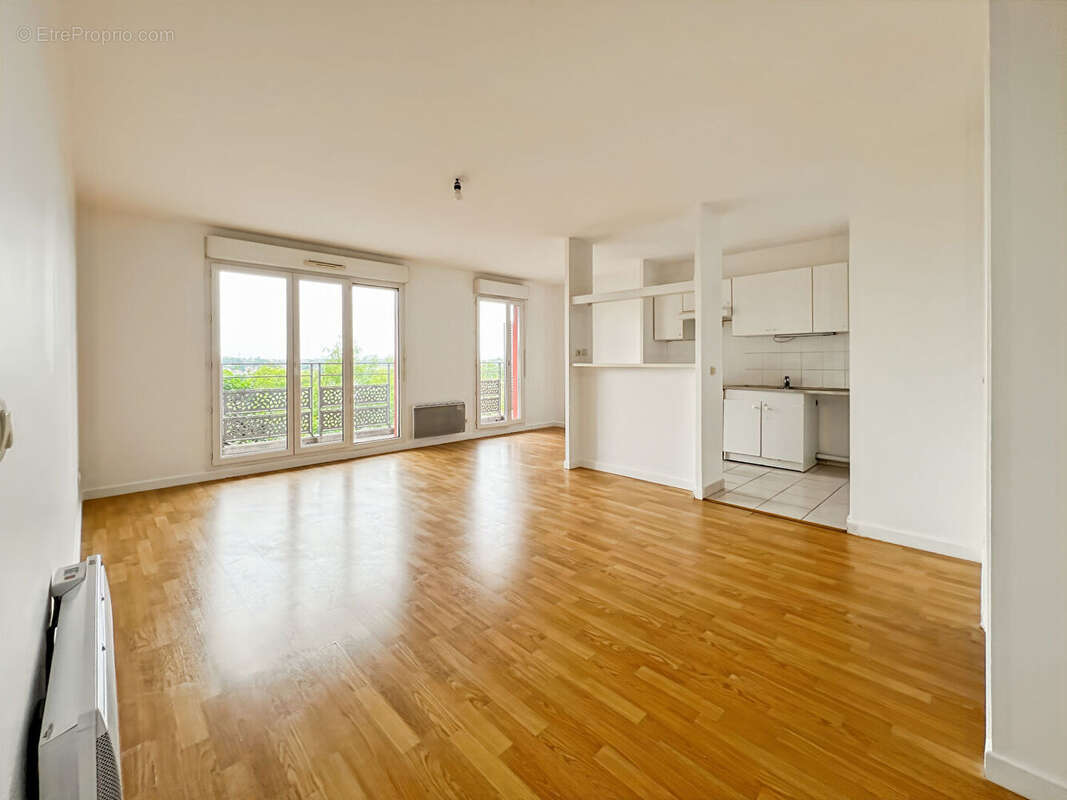 Appartement à CORBEIL-ESSONNES