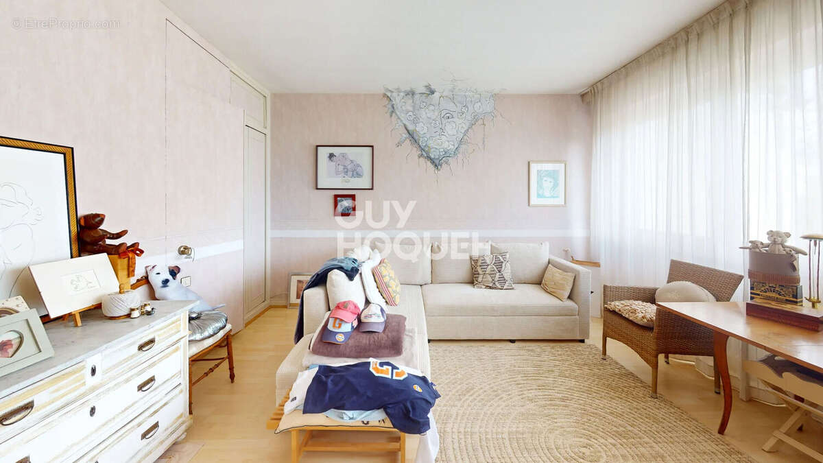 Maison à VAIVRE-ET-MONTOILLE