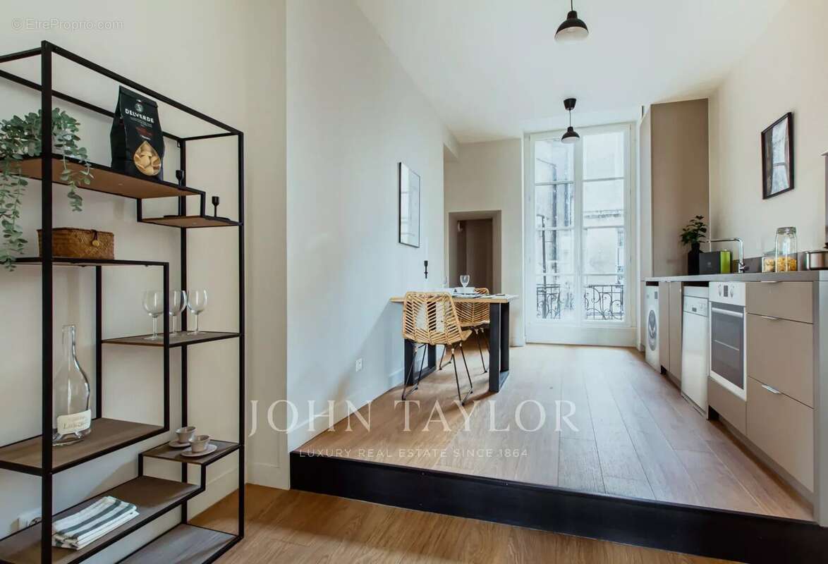 Appartement à BORDEAUX