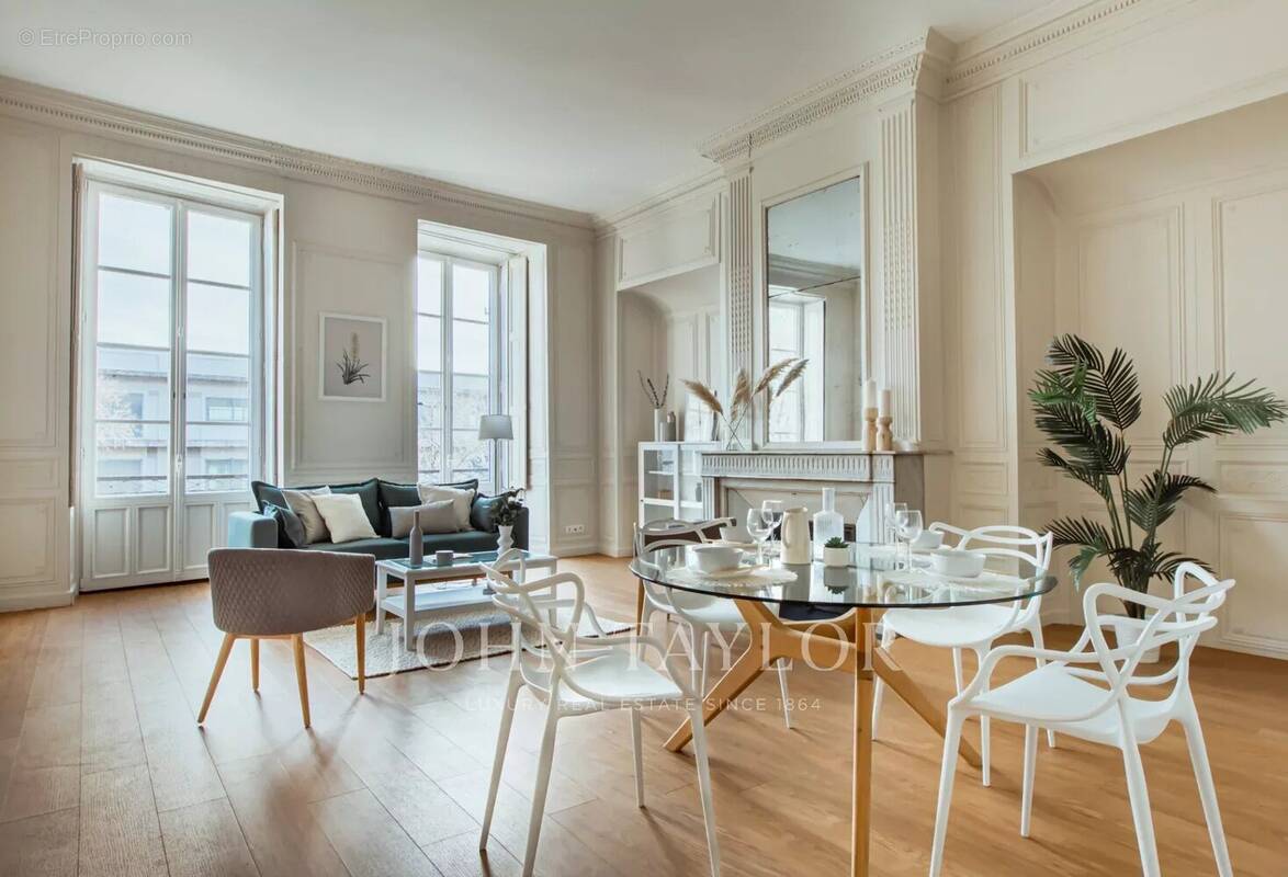 Appartement à BORDEAUX