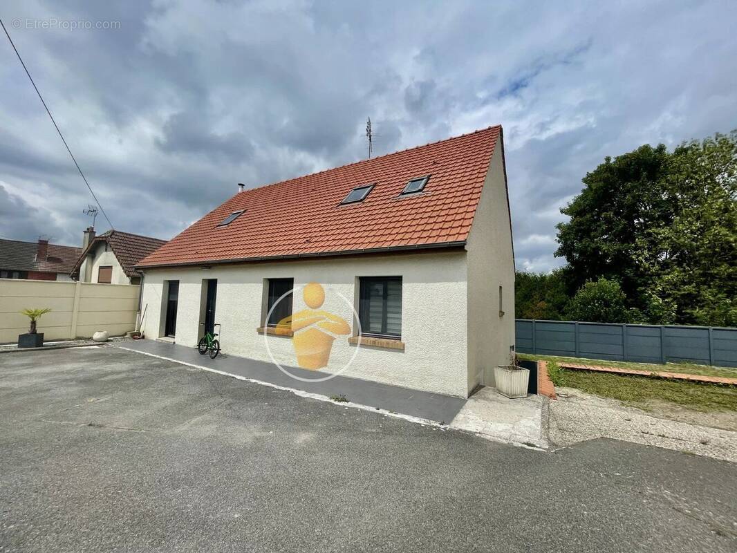 Maison à SAINT-GOBAIN