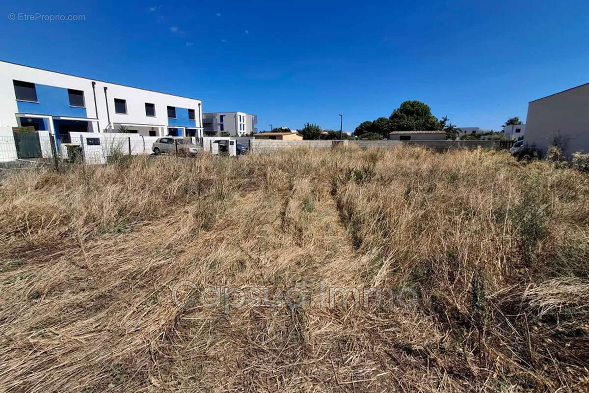 Terrain à SERIGNAN