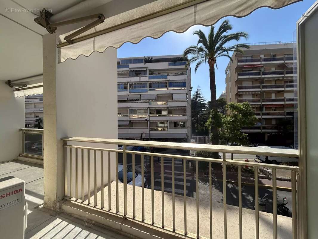 Appartement à CANNES