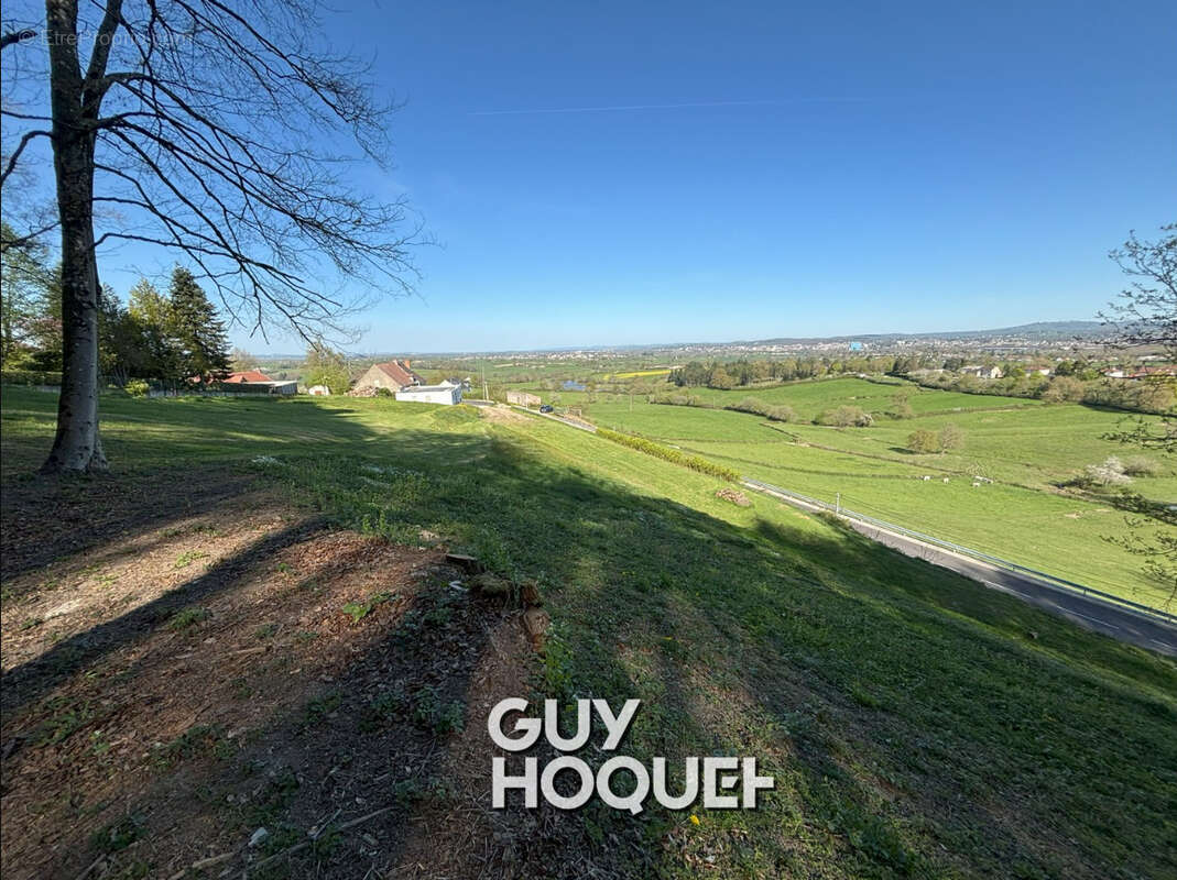 Terrain à SANVIGNES-LES-MINES
