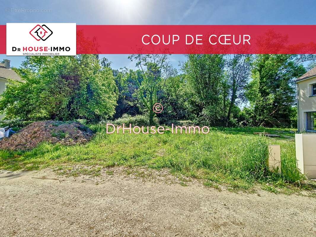 Terrain à RAMBOUILLET