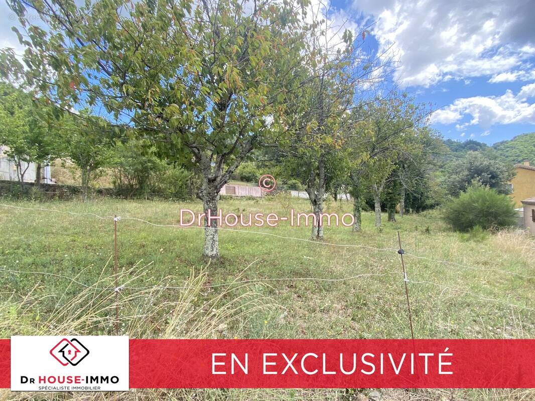 Terrain à THUEYTS