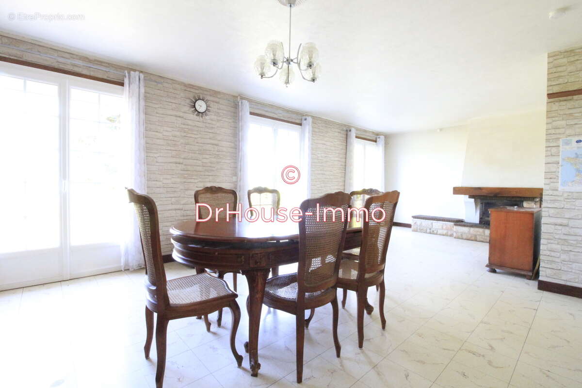 Maison à LE THUIT-SIGNOL