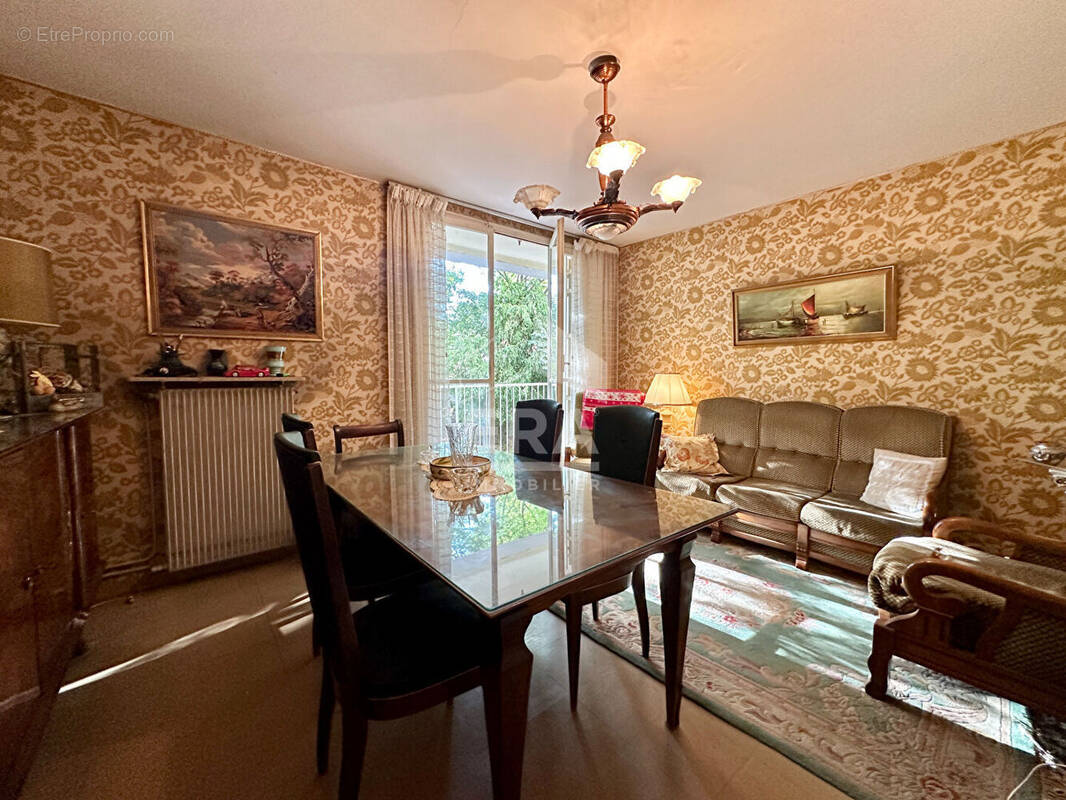 Appartement à AIX-EN-PROVENCE