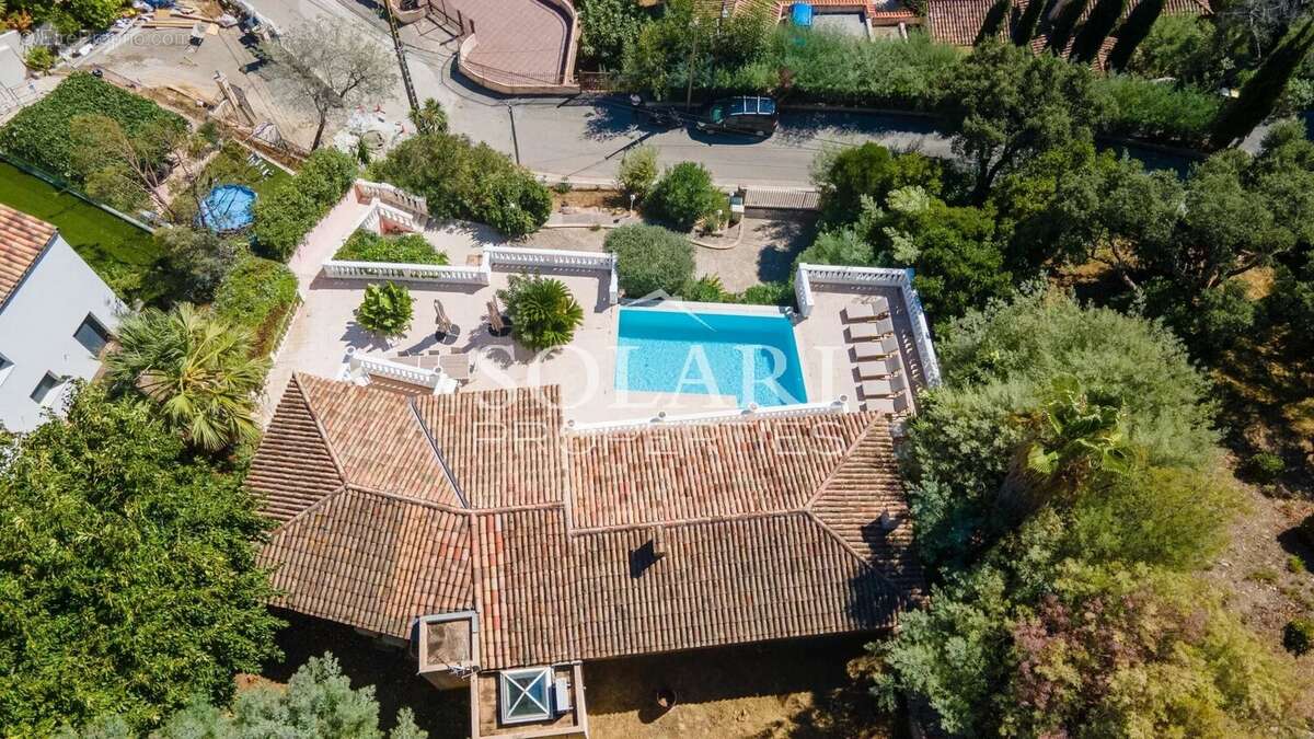 Maison à MANDELIEU-LA-NAPOULE