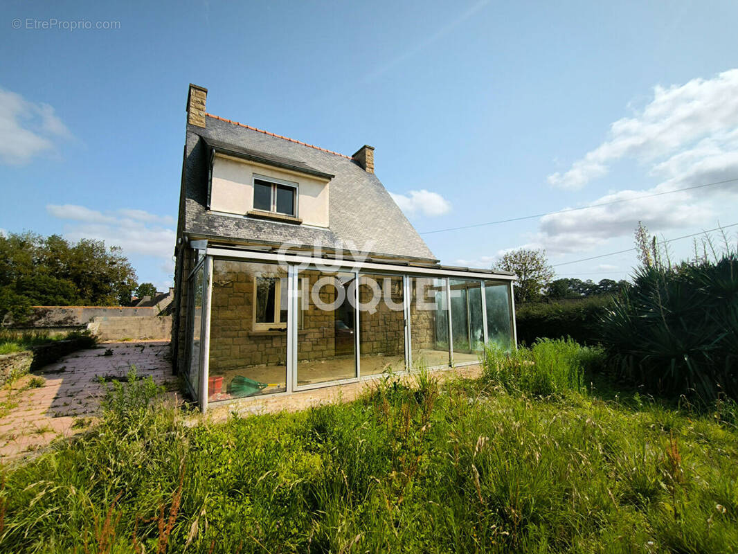 Maison à ROZ-LANDRIEUX