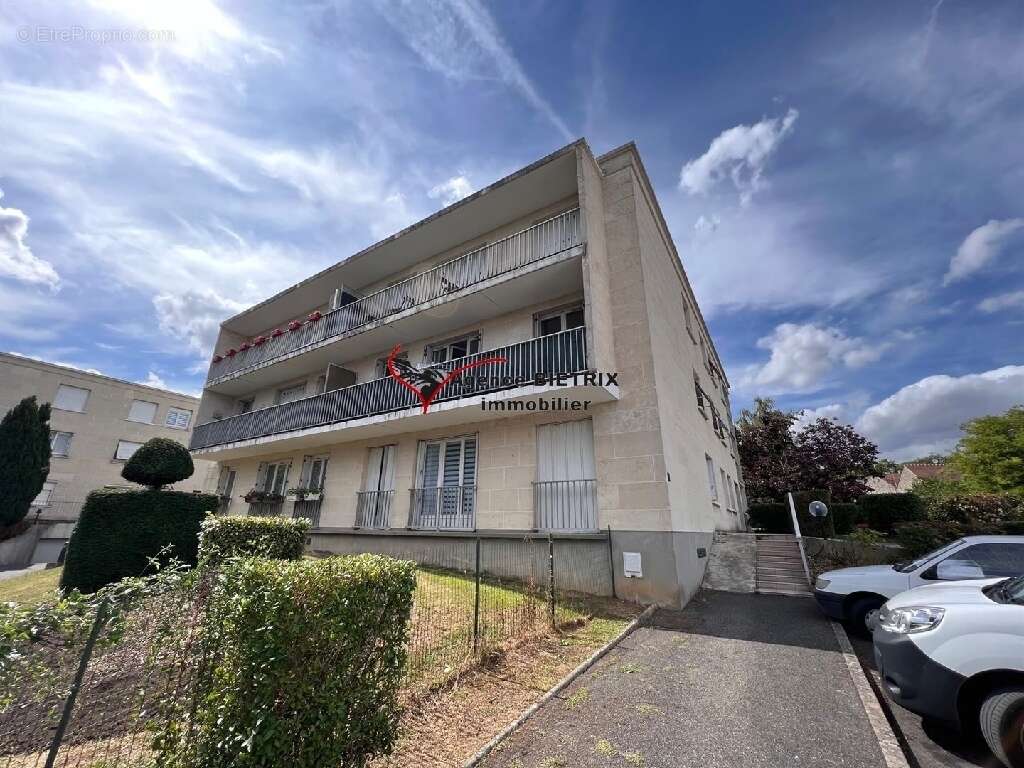 Appartement à CHAMPAGNE-SUR-OISE
