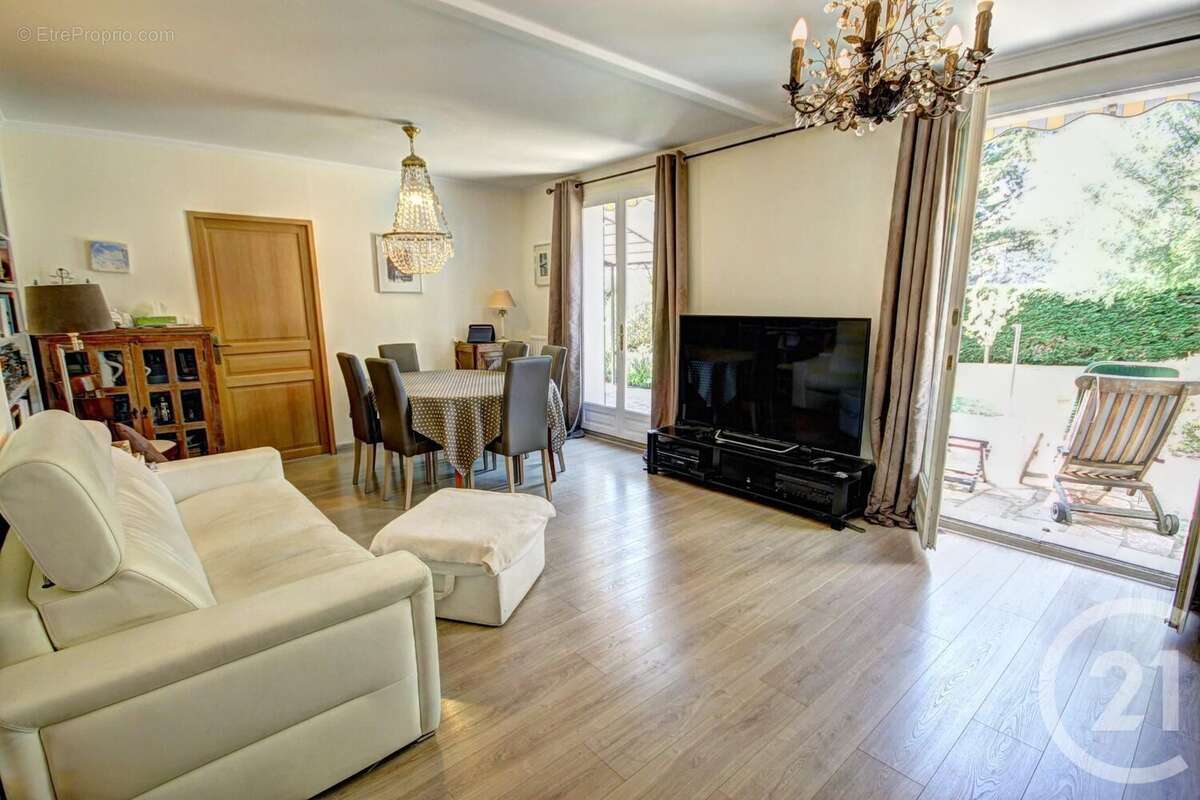 Maison à BOUCHEMAINE