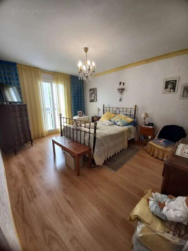 Appartement à MARSEILLE-9E