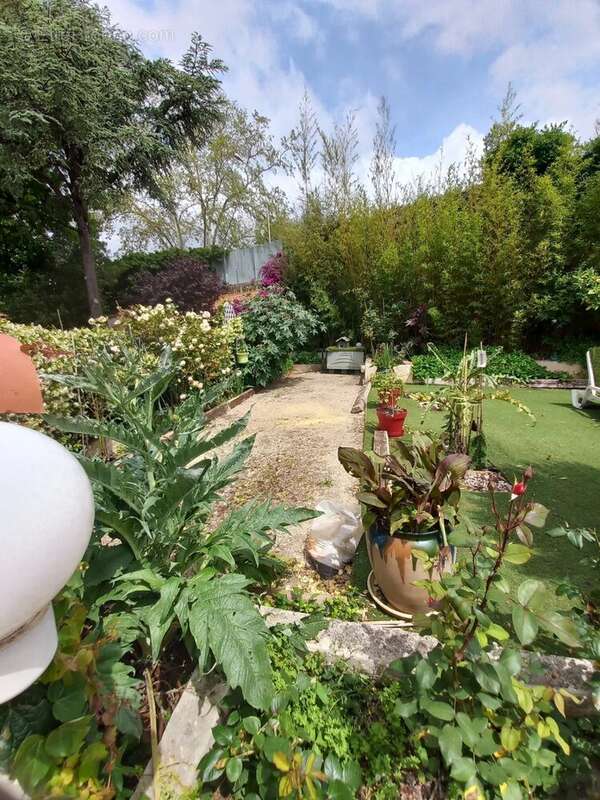 Appartement à MARSEILLE-9E